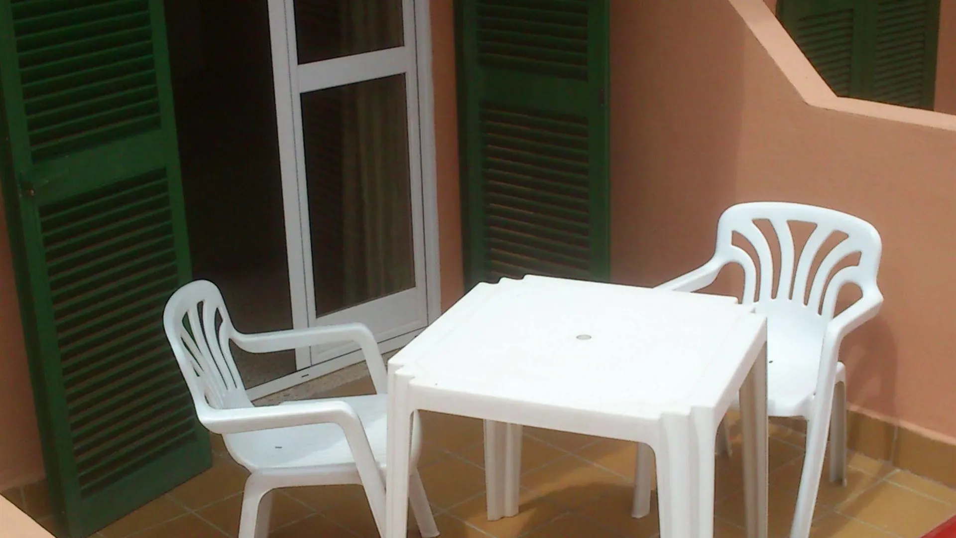 **  Hotel Bari Can Pastilla  İspanya